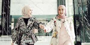 Gaya Stylish nan Kompak Duo Ramlan, Olla dan Cynthia