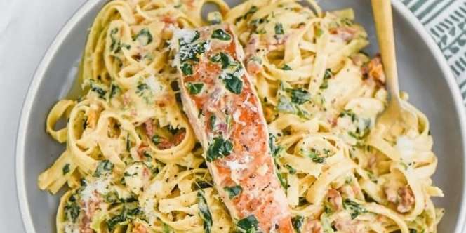 Kenyangkan Perut di Pagi Hari dengan Sarapan Salmon Pasta Istimewa di Jakarta