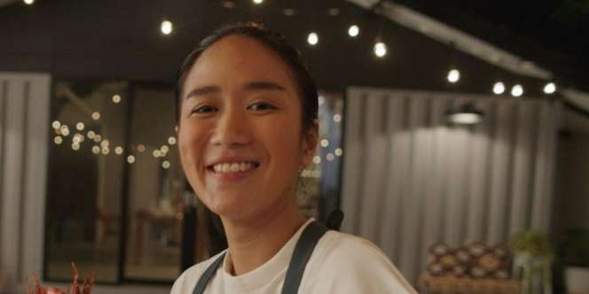 Diminta Foto Bareng Fans, Penampilan Sederhana Chef Renatta Moeloek Banjir Pujian