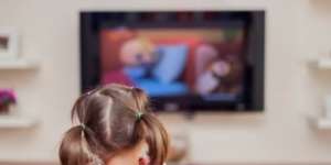 NGOBRAS: Durasi Screentime yang Ideal untuk Anak