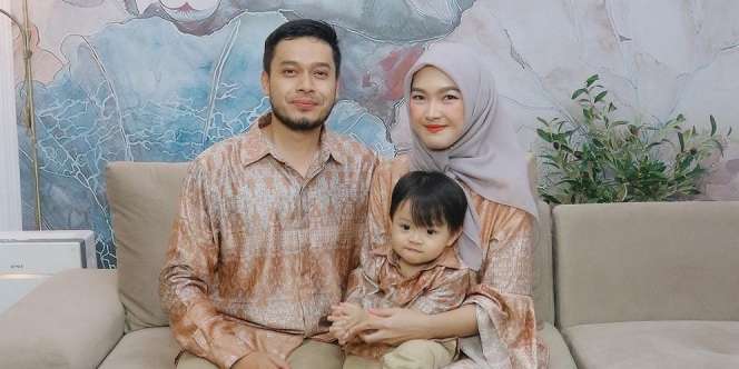 Potret Terbaru Ana Riana Tukang Ojek Pengkolan, `Istri Mas Pur` Kini Berhijab