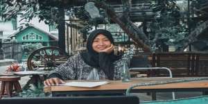 Alumni Bidikmisi, Kisah Mita Saputri Pelayan Toko yang Kini Kuliah Pascasarjana