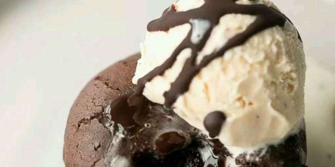 Manisnya Molten Choco Lava Ini Jadi Pilihan Nikmat Buat Sajian Penutup