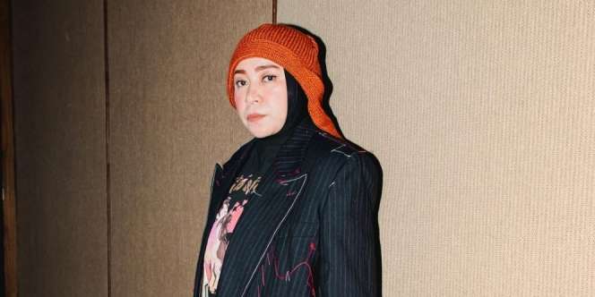 Sudah Berhijab Dicibir Masih Bermusik, Melly Goeslaw Beri Jawaban Menohok