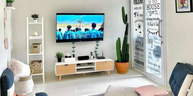 Ide Penataan Ruang TV Lesehan, Keren Tanpa Sofa