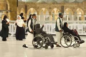 Layanan Kursi Roda Bantu Jemaah Haji di Masjidil Haram, Segini Tarif Sewanya