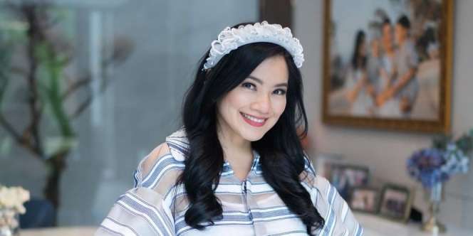 Tampil Serba Pink, Outfit Titi Kamal Bernilai Ratusan Juta