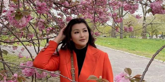 Potret Pedangdut Fitri Carlina yang Namanya Popularitas Sampai ke New York