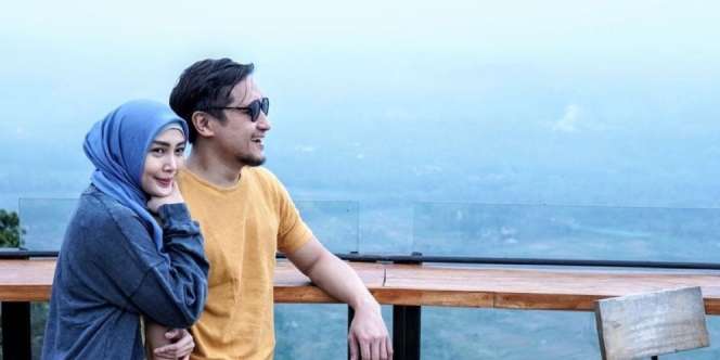 Potret Perjuangan Arie Untung dan Fenita Arie di Awal Hijrah hingga Berbuah Sukses