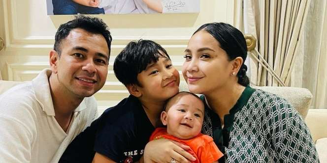 Bertemu Ronaldinho, Rafathar Salim dan Cium Tangan