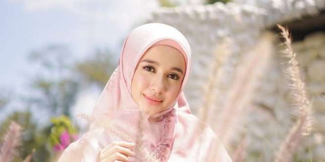 Cantiknya Laudya Cynthia Bella Tampil dengan Outfit Earth Tone, Selempangi Tas Ratusan Juta