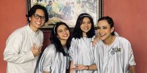 Unik Banget, Shahnaz Haque Pilih Waxing Jadi Quality Time Bareng Anak
