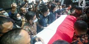 Wapres Ma'ruf Amin Pimpin Sholat Jenazah Tjahjo Kumolo