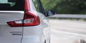 Begini Cara Merawat Mobil Hybrid yang Menggunakan Baterai Lithium-ion