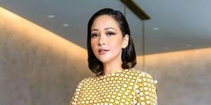 Gaya Makeup Maia Estianty Bikin Pangling: Wajah Lebih Tirus, Bibir Tebal, dan Dagu Lancip