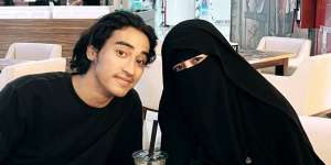 Tangis Umi Pipik Pecah Saat Abidzar Mohon Izin Tak Lanjut Sekolah, Alasannya Bikin Haru