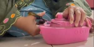 Unboxing Celengan Semasa SD, Wanita Ini Girang Lihat Uang Jadul: `Ya Allah, Ini Dulu Buat Kerokan`