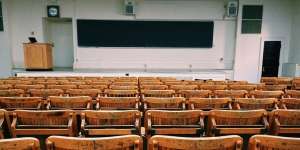 Dosen Ini Kembalikan Gaji Rp451 Juta karena Tak Pernah Ada Mahasiswa yang Datang Kuliah