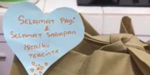 Dikira Dibelikan Fast Food, Ibu-Ibu Ini Terkejut Saat Membuka Bungkusan yang Dikasih Suaminya
