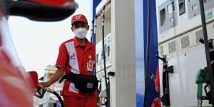 Deretan Mobil 2000cc ke Atas yang Kemungkinan Dilarang Beli Pertalite & Solar Bersubsidi