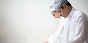 Memahami Tata Cara Sholat Gerhana Agar Bisa Mensyukuri Kebesaran Tuhan yang Luar Biasa