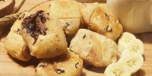 Enak di Mulut Nyaman di Perut, Molen Cokelat Ini Layak Dijadikan Camilan Favorit Warga Jakarta