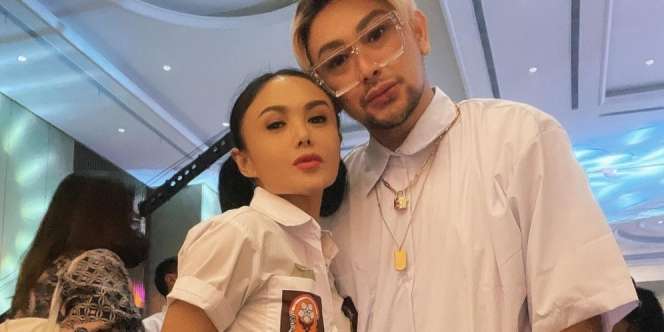 Pakai Seragam SMA di Usia Setengah Abad, Yuni Shara Dikira Remaja 18 Tahun