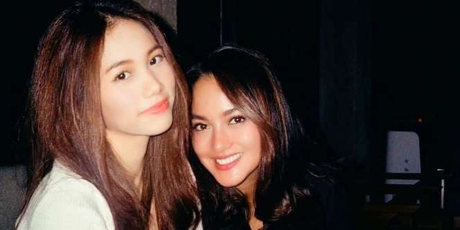 Tak Kalah Cantik dari Ibunya, Potret Putri Sulung Ririn Ekawati