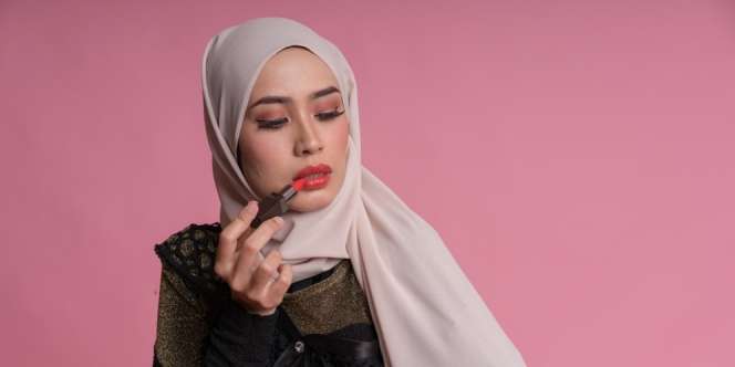 Jangan Buang Lipstik Merah Tak Terpakai, Gunakan untuk Hal Ini
