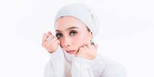Jadwal Padat? Coba Facial 5 Menit untuk Kulit Lebih Glowing