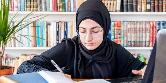 Doa Agar Diberikan Ilmu yang Bermanfaat, Amalan Supaya Terhindar dari Kesesatan dalam Belajar