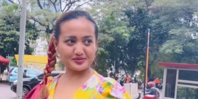 Duh Joget di SCBD Citayam Fashion Feek, Selebgram Lina Mukherjee Panen Hujatan