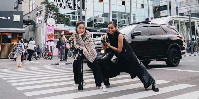 Gaya Ayu Gani dan Sarah Next Top Model di Citayam Fashion Week