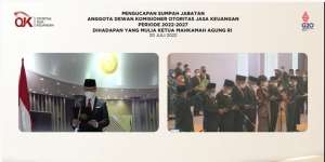 Dewan Komisioner OJK Periode 2022-2027 Resmi Dilantik, Sang Ketua Hadir Terpisah