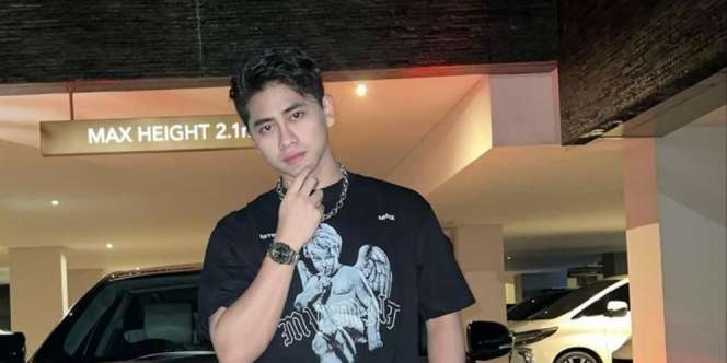 Keren! Athalla Naufal Putra Venna Melinda Ikutan Citayam Fashion Week