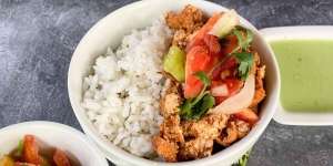 Para Vegan Merapatlah, Vegetarian Sofrito Tofu Rice Bowl Ini Cocok Dijadikan Menu Baru