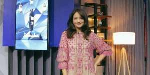 Enzy Storia Tampil Bak Barbie Hidup dengan Makeup Simpel