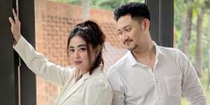 Angga Wijaya Ungkap Sifat Asli Dewi Perssik