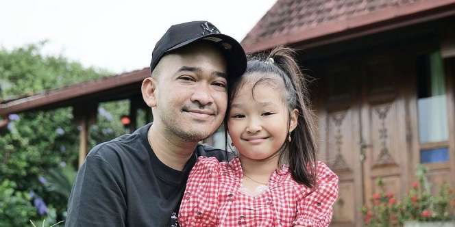 Pesan Ruben Onsu Kala Antar Thalia ke Sekolah Bikin Haru