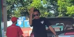 Kisah Kehabisan Bensin di Jalan, Dapat Bantuan Tak Terduga
