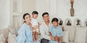 Sehat Banget! Anak Chelsea Olvia Gemar Nyemilin Sayuran