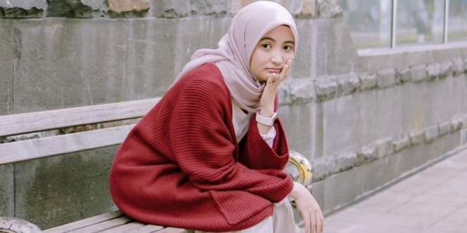 5 OOTD Komika Cantik Arafah Rianti