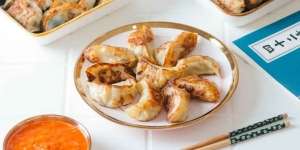 Pungkasi Hari Kerja Minggu Ini dengan Menyantap Lezatnya Gyoza di Jakarta