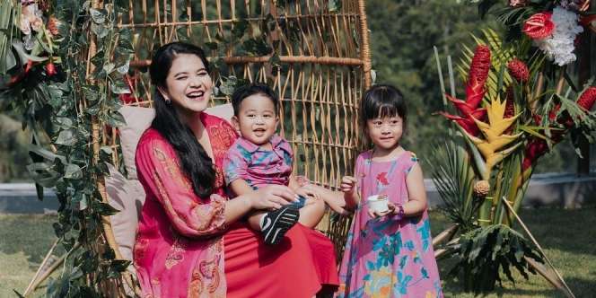 Kahiyang Ayu Rayakan Ultah Anak Sulung Sedah Mirarah, Potret Sederhana Pesta Disorot