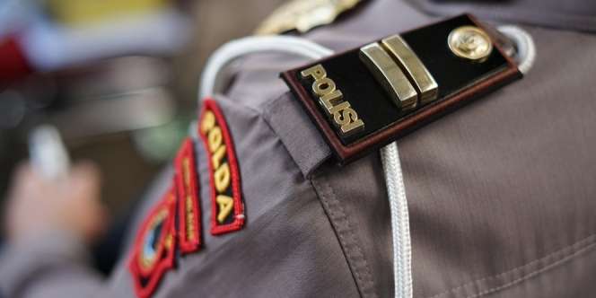 Terlanjur Ngaku jadi Polisi ke Cewe Cantik Asal Bogor, Pria Tukang Cuci Piring Ini Panik Cari Pinjamam Rumah Mewah dan Pajero