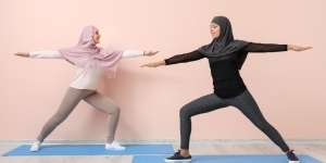 Panduan Pilih Activewear yang Tepat Sebelum Mulai Berlatih Yoga