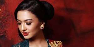Lipstik Merah Menyala Raline Shah, Bikin Takluk Sejuta Mata 