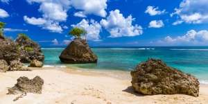 4 Pantai Sepi di Bali yang Simpan Pesona Tersendiri, Momen Healing Lebih Terpuaskan!