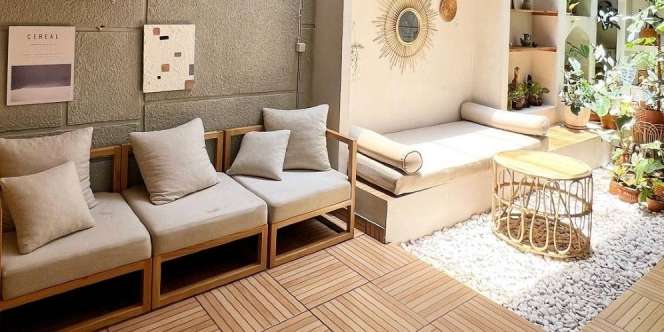 Keramik Motif Kayu Bikin Sudut Rumah Berkesan Natural