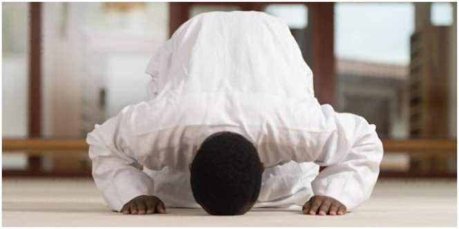 Tata Cara Sholat Qobliyah Subuh, Lengkap dengan Bacaan Niat dan Doa Setelahnya